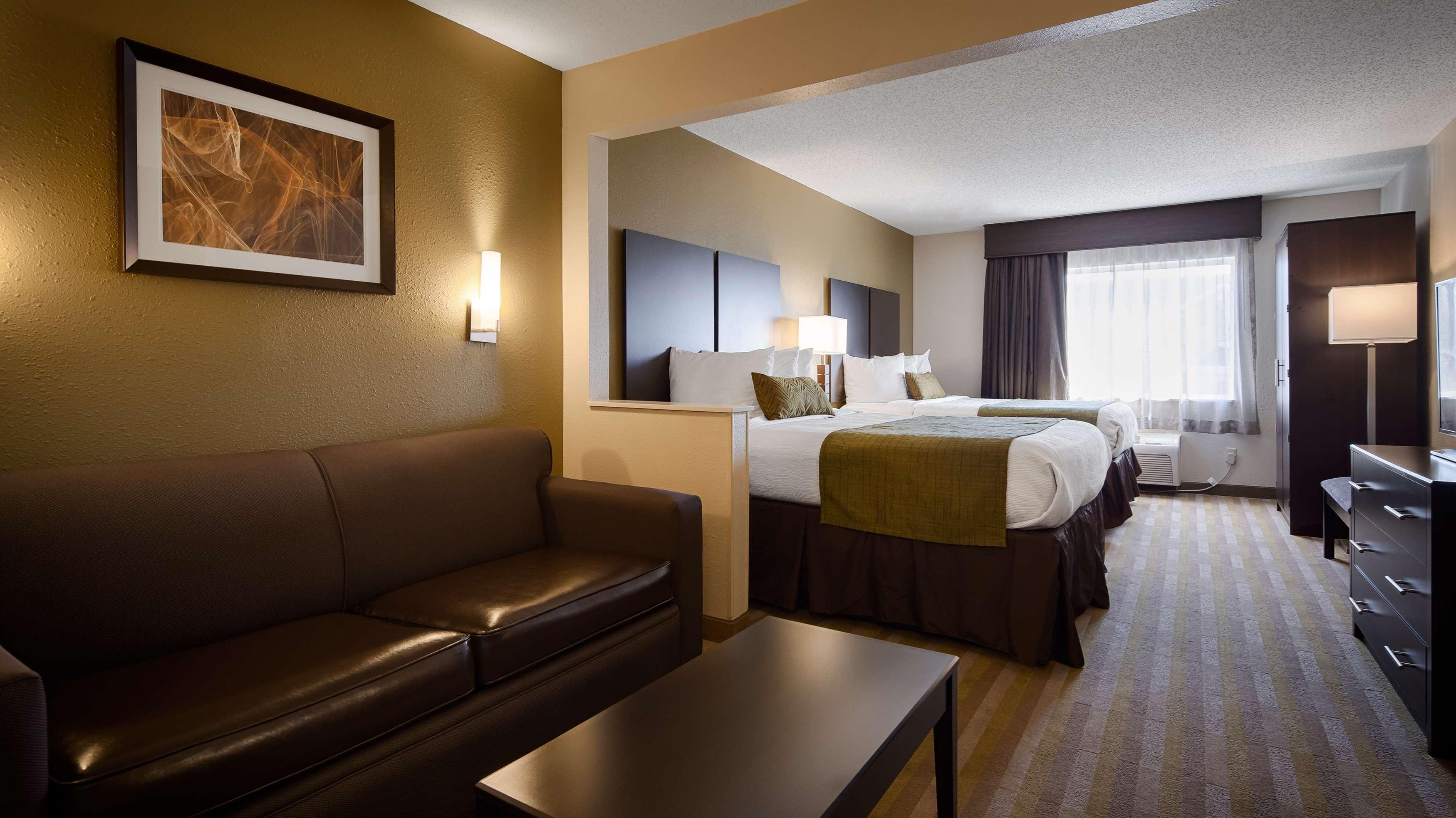 Best Western Hilliard Inn & Suites Exterior photo